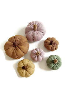 Tiny Accessories - pumpkins, set of three