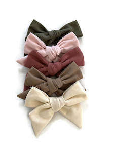 Toy manufacturing: Dress-up Doll Outfit - Bow (choose colour)