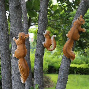 Exquisite Resin Squirrel Garden Decoration Perfect Outdoor Decoration for Home D…