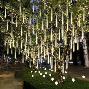 Outdoor Garden Accessories: LED Meteor Shower Rain Lights Waterproof Falling Raindrop Fairy String Light 30/50CM