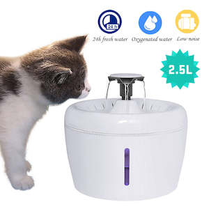 Automatic Cat Water Fountain For Pets  2.5L Capacity