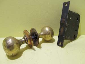 All Collections: Vintage Brass Round Knob Set with Vintage Mortice Lock 70Dia x 60H