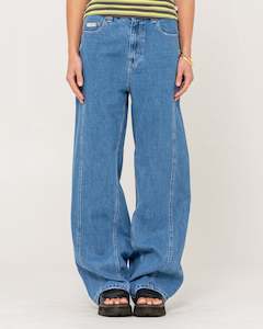 Bobby Mid Rise Barrel Jean