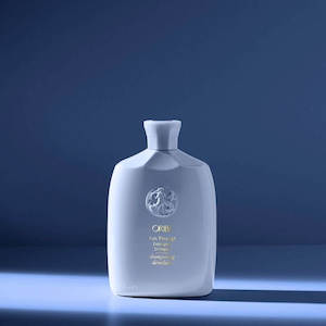 Internet only: Oribe Run-Through Detangling Shampoo