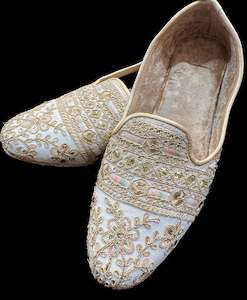 Velvet based very soft cushioned Men’s Punjabi Jutti