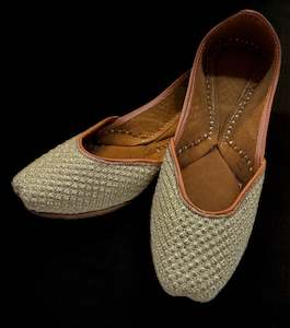 Footwear: Pure leather very soft cushioned based embroidery work Beautiful Punjabi Jutti