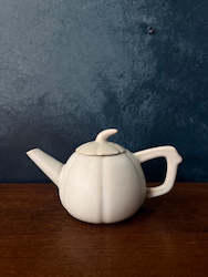 Kitchenware wholesaling: Tea Pot - White Pumpkin