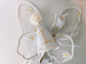 Daisy Bundle 3 - Fairy wings, wand and birthday hat samanthastokesbridal