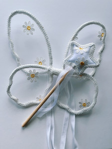 Daisy Bundle 2 - Fairy wings, wand and crown samanthastokesbridal