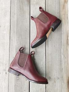 Clothing wholesaling: Cassie Pull on boots - CLOSING DOWN SALE 70% OFF