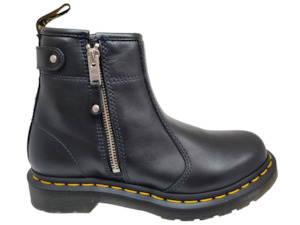 Footwear: Dr Martens - 2976 Twin Zip Chelsea Boot