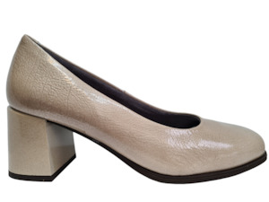 Footwear: Pitillos - 5400 Court Shoe