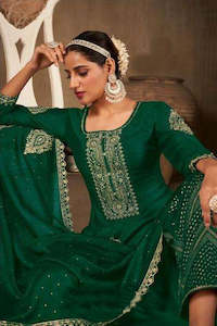 Clothing: Meena