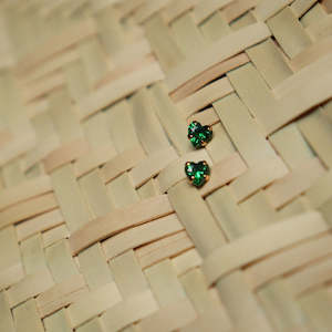 Little Taonga - Kawakawa Gem Studs - Gold