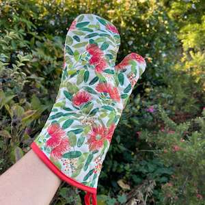 Pōhutukawa Print Oven Mitt