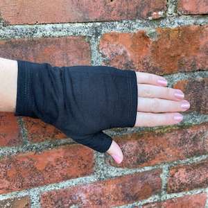 Merino Wool Gloves - Short Black