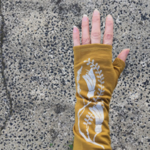 Merino Wool Gloves - Mustard Kōwhai