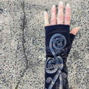 Merino Wool Gloves - Blue Fern Spiral