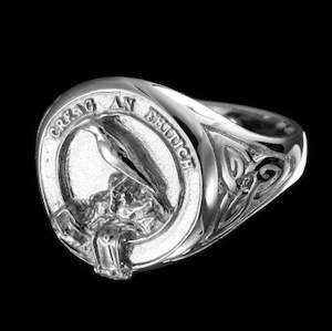 MacDonnell Clan Crest Signet Ring - celtic sides