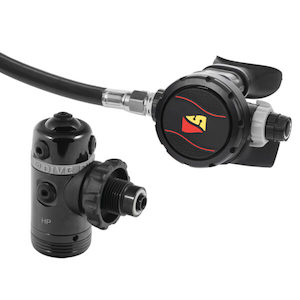 Diving school: Dive rite XT Regulator - New Zealand Sea Adventures