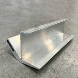 Square Blade: Roller Sliding Track 5.95M - SD ALUMINIUM