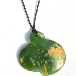 Raukaraka – Pikorua – Twist – Pounamu – NZ Jade – Greenstone