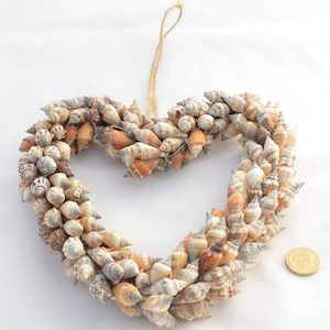 Shell Heart Medium Natural