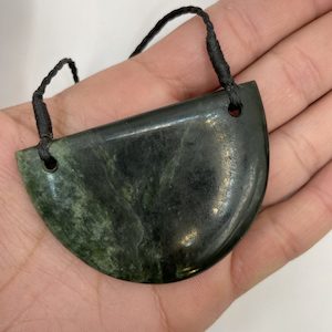 Kahotea – Breastplate – Pounamu – NZ Jade – Greenstone