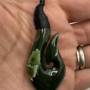 Kahurangi – Hei Matau – Fish Hook – Pounamu – NZ Jade – Greenstone