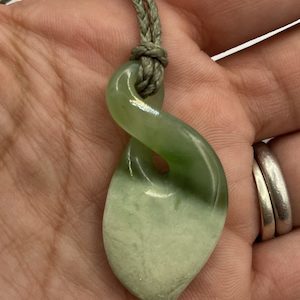 Inanga – Pikorua – Twist – Pounamu – NZ Jade – Greenstone