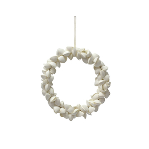 White Shell Wreath Medium