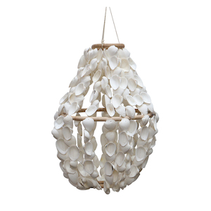 Chandelier Large Natural White Seashells