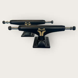 Destructo Trucks - D1 Mid: Gold on Black