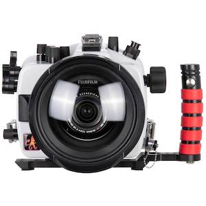 Photographic equipment: Fujifilm X-T3 - Ikelite 200DL Underwater Housing 71503