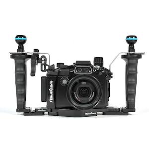 Photographic equipment: Sony Cyber-shot RX100 V - Nauticam NA-RX100V housing Pro Package - 17418P