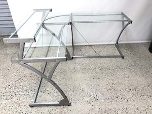 Used: Corner Desk - Glass (19044)