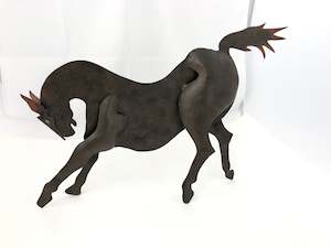 Art: Metal Horse Sculpture Standing (19302)