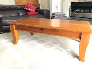 Large Coffee Table (19264)