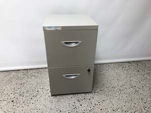 Furniture: 2 Drawer Metal Filing Cabinet (20116)