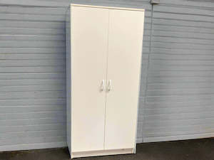 Furniture: 2 Door Garage Cupboard (20115)