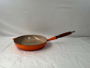 Le Creuset 28cm Cast Iron Frying Pan (20005)