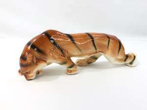 Fine China: Antique Sitzendorf Porcelain Tiger Figurine - c 1918 (19139)