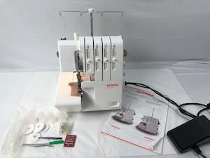 Bernina Overlocker 800DL (19283)