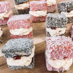 Morning Tea Afternoon Tea Corporate Catering: Mini Lamingtons