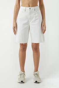 Chloe Short - Summer White