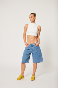 Clothing: 95 Super Baggy Jort - Naomi