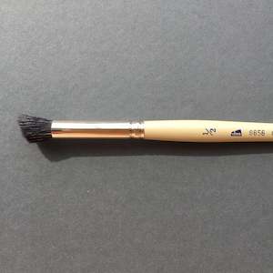 S656 Deerfoot Stippler Brush - #1/2 inch