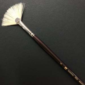 1180 Hog Taklon Fan Brush - #4