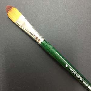 1068FR Round Filbert Brush - #18