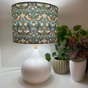 Furniture: Touch lamp | White | Handcrafted fabric lampshade